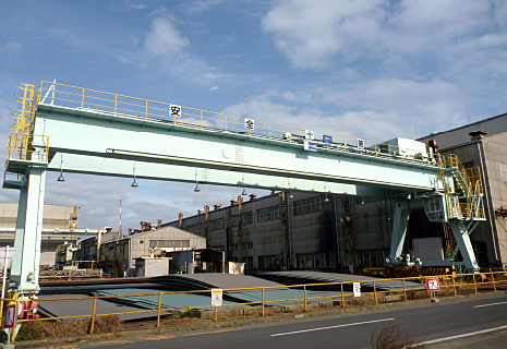 12t x 30mマントロリ式橋形クレーン